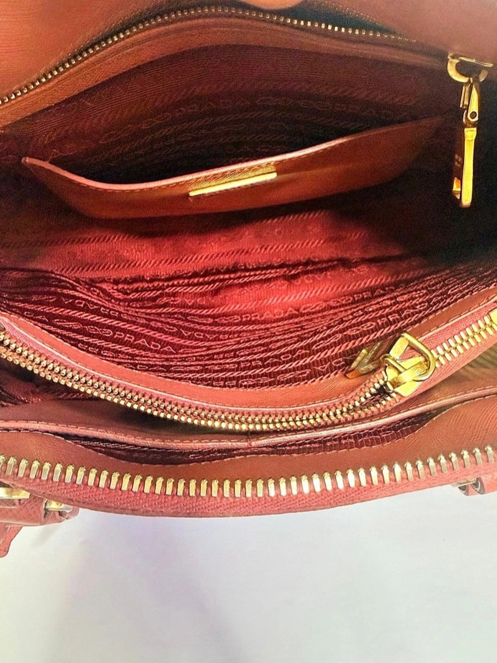 Prada Promenade Saffiano Pink - Picture 9 of 11